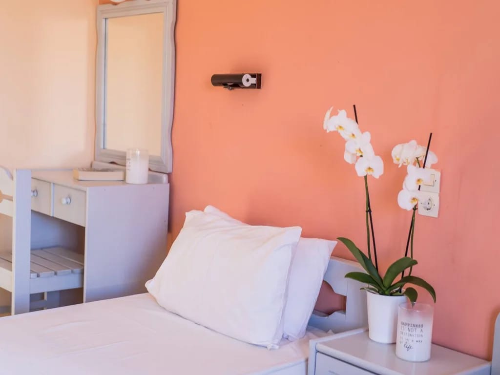 SOCRATES STUDIOS - Image 1