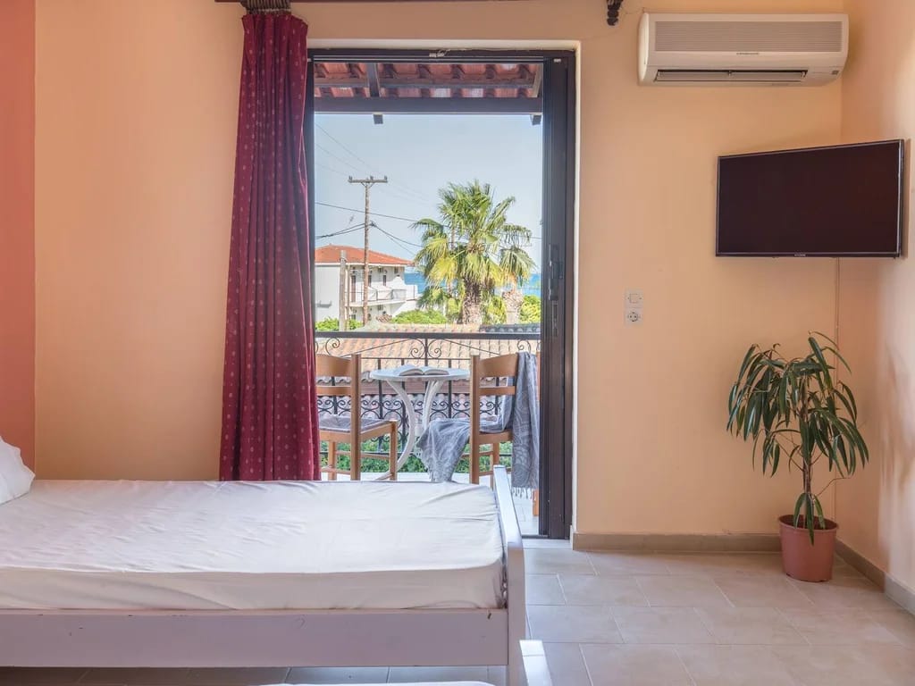 SOCRATES STUDIOS - Image 2